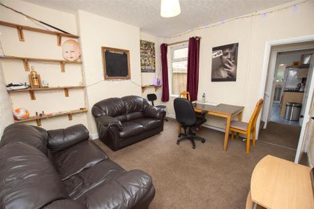 4 bedroom house to rent - Photo 5