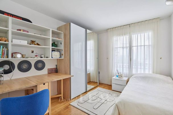Location appartement, Paris 16ème (75016), 6 pièces, 186.2 m², ref 86405656 - Photo 1
