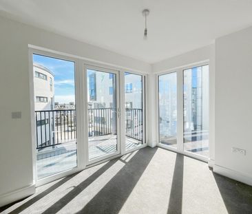 Flat 87, 6 Martin Court, Hastings, TN34 1EF - Photo 2