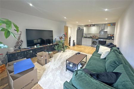 1 bedroom penthouse to rent - Photo 4