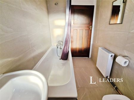 2 bedroom apartment to rent Park Crescent Place, Brighton, East Sussex, BN2 - Photo 5