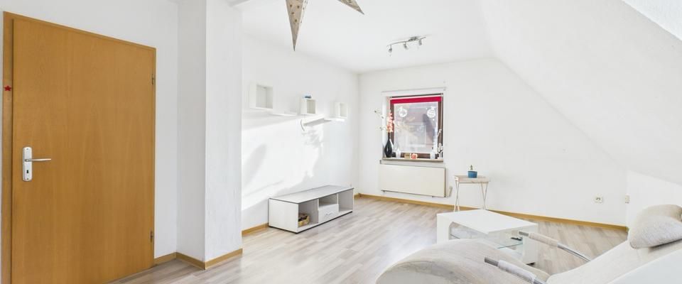 Großzügige 2 Zimmer Whg mit Küche - Foto 1