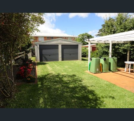 16 Lilley Street, East Toowoomba, Qld 4350 - Photo 3