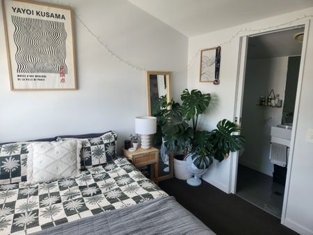 Newtown Living - Photo 5