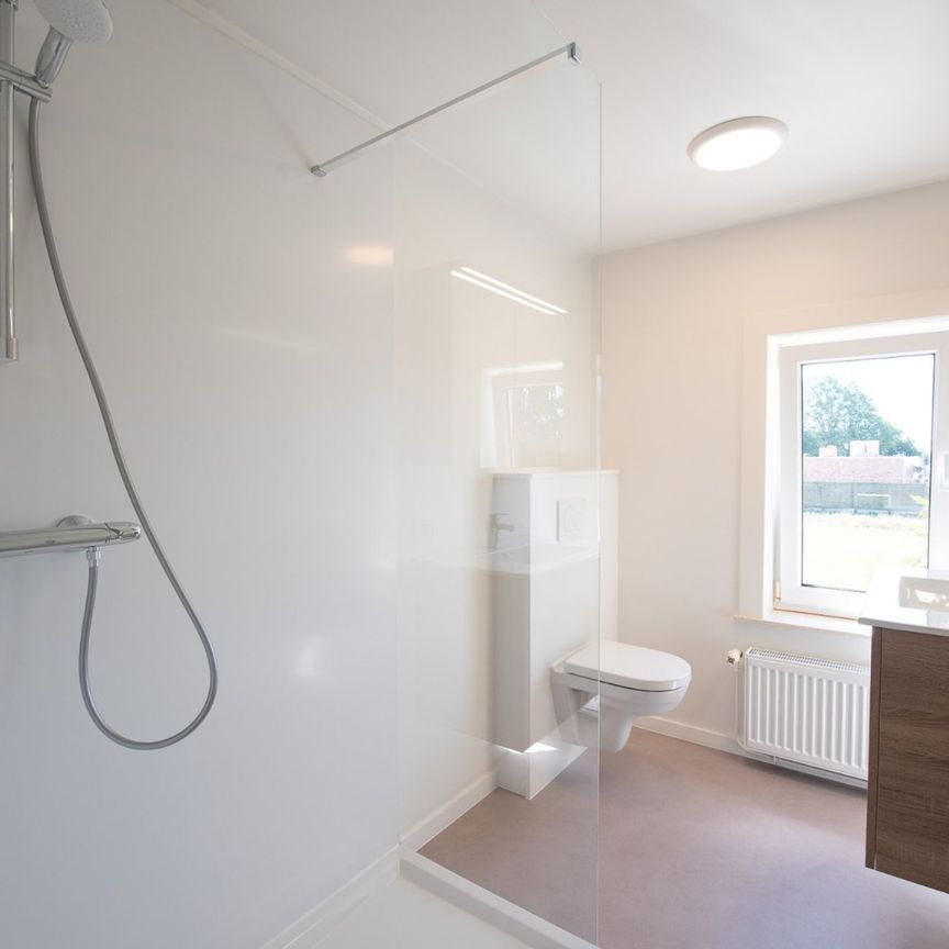 Volledig instapklare woning met 2 slaapkamers en ruime tuin in Zulte - Photo 1