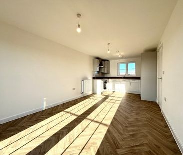 Martins Way, Stratford-upon-Avon, CV37 - Photo 3