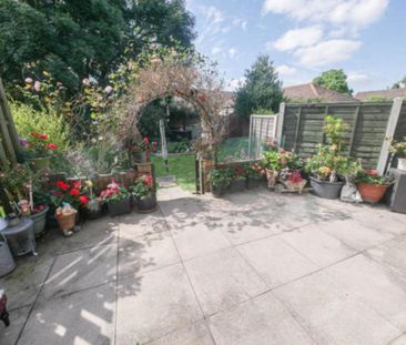 2 bedroom maisonette to rent - Photo 6