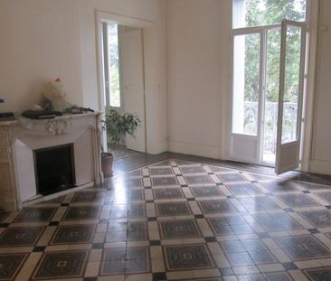 Location Appartement 5 pièces 121m² SETE 34200 - Photo 4