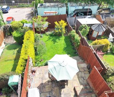 3 bedroom terraced house to rent - Photo 6