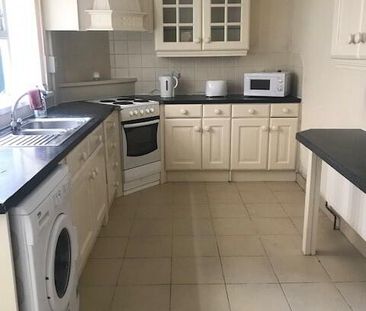 ***student Let***, 7 Stewarts Terrace, Derry, BT48 7LH - Photo 2