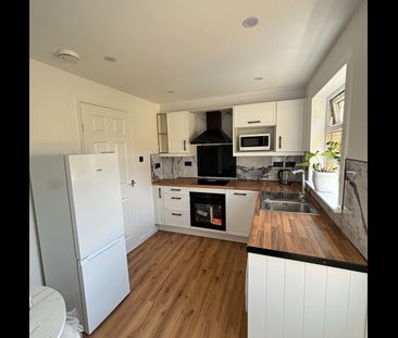 2 Bed Terraced House, Upper Craigour, EH17 - Photo 3