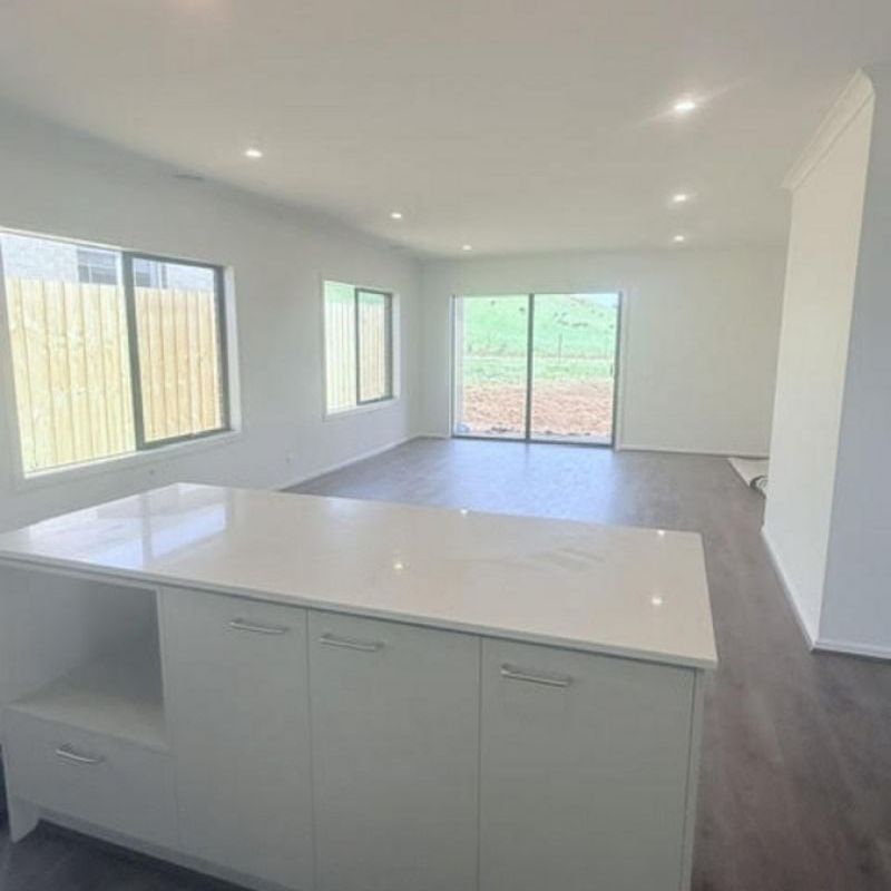 Modern Family Living in Prime Warragul Location! - Photo 1