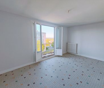 Appartement à LA FERTE MACE 89.00 m² - Photo 2