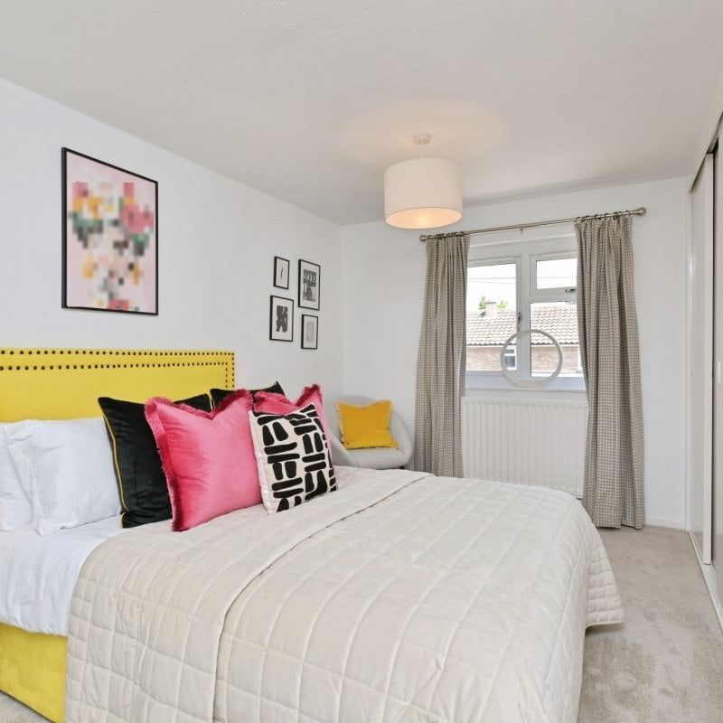 Jefferson Close - Photo 1