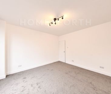3 Bedroom Flat - Photo 5