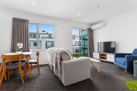 Auckland's CBD Premier Waterfront Location - Photo 5