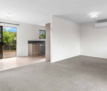 3 Bedroom home in Leamington - Photo 5