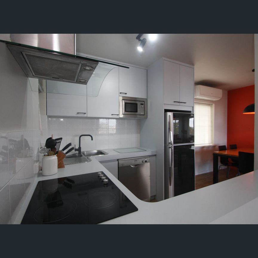 6/2 Hampton Street, Burswood, WA 6100 - Photo 1