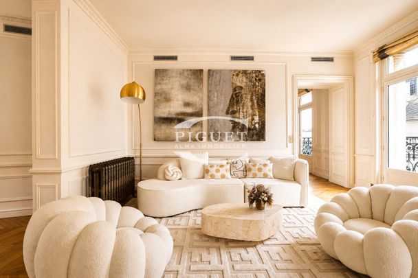 Tout savoir sur cet appartement dans le quartier Triangle d'Or, à Paris 8ème - Photo 1