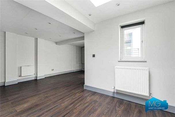 Hanley Road, London, N4 - Photo 1