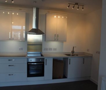 Harbour Crescent, Serbert Way, Portishead, North Somerset - Photo 2