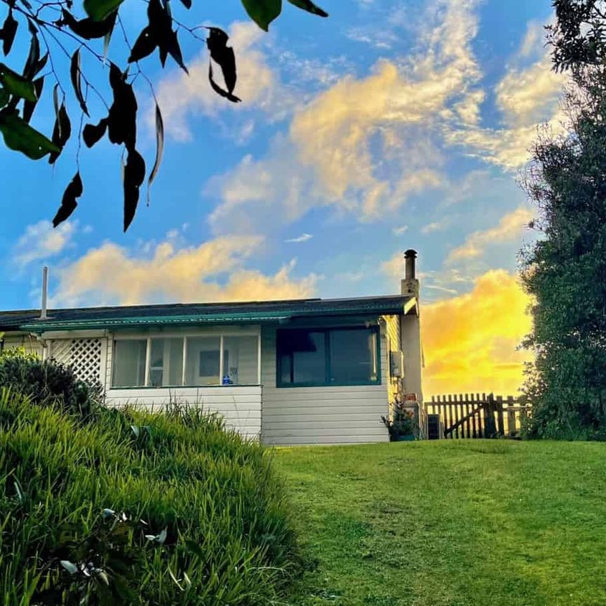 THREE BEDROOMS - WAITARERE BEACH - Photo 1