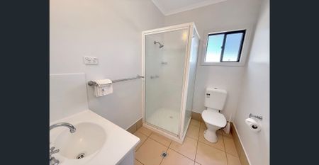 Luxury Townhouse - Photo 5