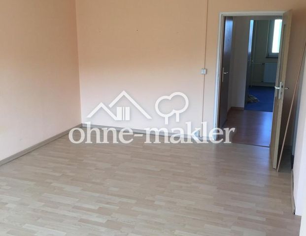 3-Raum-Wohnung mit Balkon und Einbauküche in Lößnitz - Foto 1