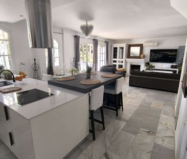 Detached Villa in Estepona - Photo 3