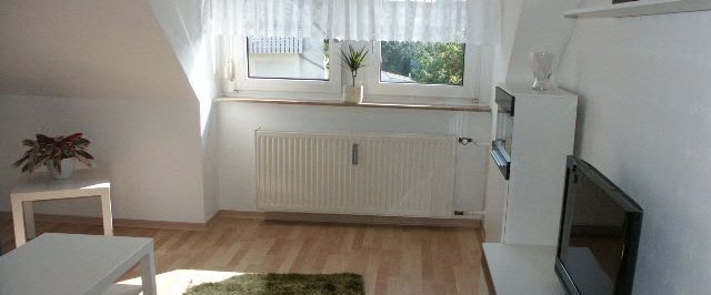 Schölerberg, kleine möblierte 2-Zimmer-Wohnung - Photo 1