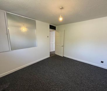 2 bedroom maisonette to rent - Photo 5