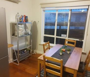 Bentleigh East - Photo 5