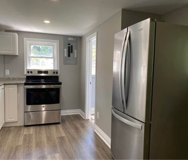 For Lease - 474 Lakeshore Road, Fort Erie, Ontario - Photo 4