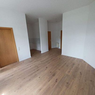 Gera 1,5 Raum Wohnung barrierefrei mit Aufzug zu vermieten WE 104 - Photo 1