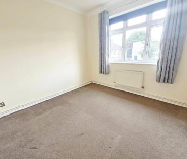 2 bedroom maisonette to rent - Photo 4