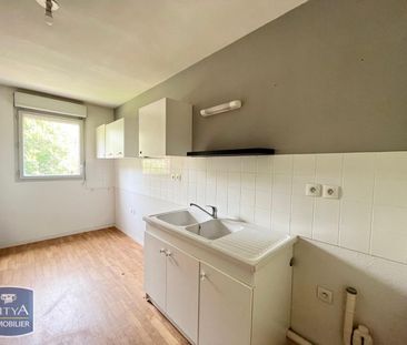 Location Appartement 3 pièces 62m² ELBEUF 76500 - Photo 4