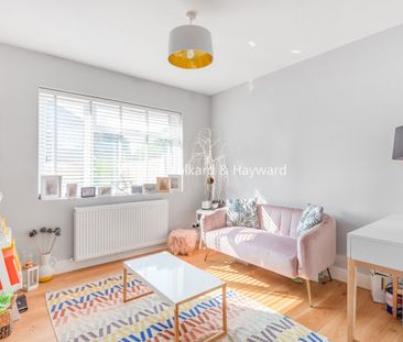 Colin Close, West Wickham, Kent, BR4 - Photo 4