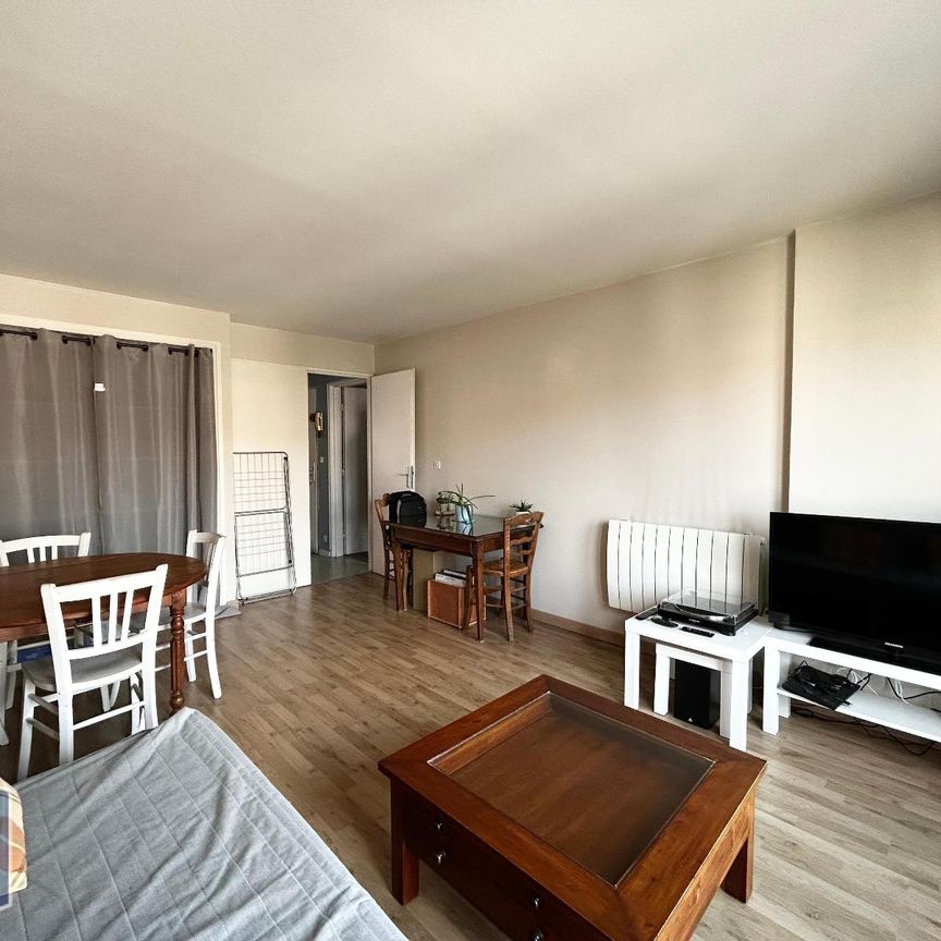 Location Appartement 2 pièces 50m² LILLE 59000 - Photo 1