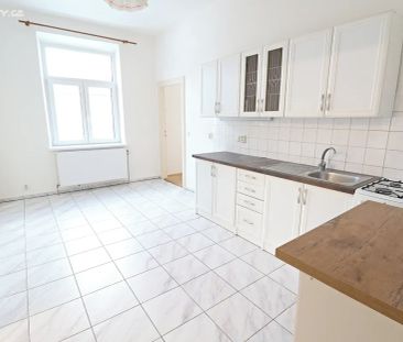 Pronájem bytu 3+1 75 m² - Photo 1