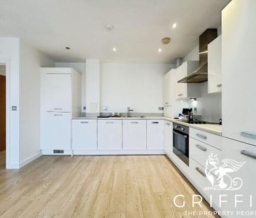 Britten Avenue, Basildon, SS14 - Photo 1