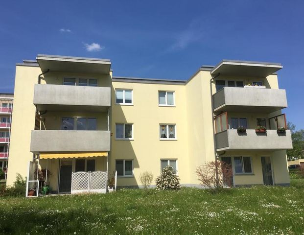 Geräumige 2-Raum-Wohnung mit großem Balkon - Photo 1