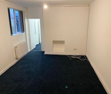 Connaught Road, Roath - Photo 2