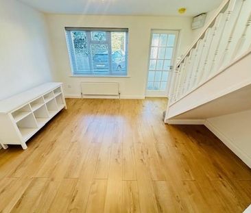 2 bedroom end of terrace house to rent - Photo 2