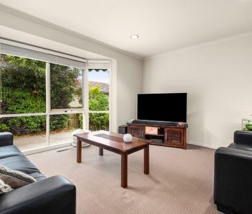 2/1 Mines Road, Ringwood East - Photo 2