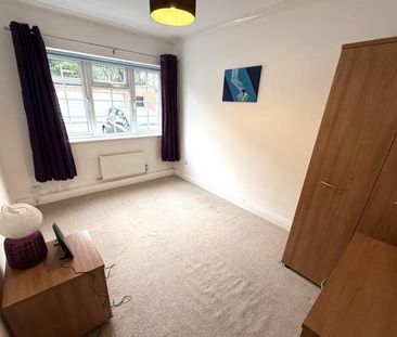 2 Bedroom Apartment To Let - Photo 6