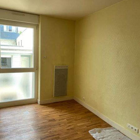 Location Appartement 1 pièce 19m² NANTES 44000 - Photo 3