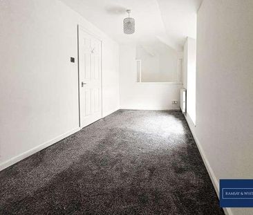 North Avenue, Aberdare, CF44 - Photo 2
