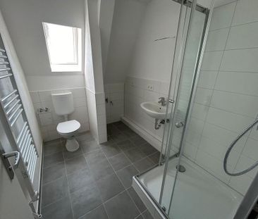Nachmieter gesucht! Moderne 3-Zimmer-Wohnung im Dachgeschoss! - Photo 5