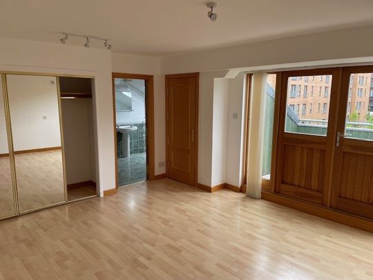 The Moorings, Commercial Street, Leith (Ref: 00000083) - Photo 1