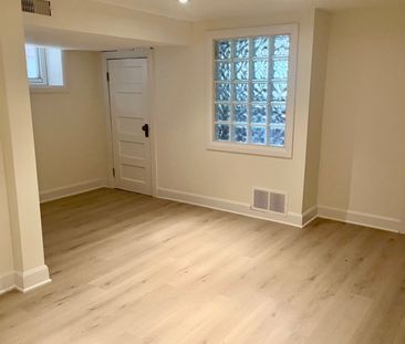 For Lease - 551 Saint Clarens Avenue Unit# Bsmt, Toronto, Ontario - Photo 6